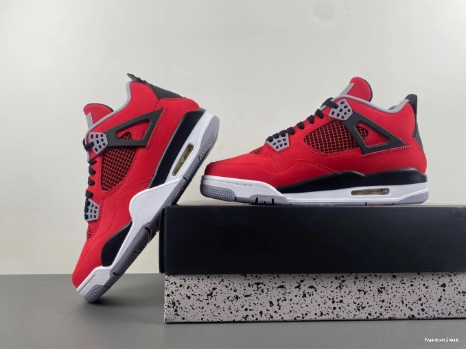 HYPE Retro Bravo Toro 308497-603 Jordan 4 0627